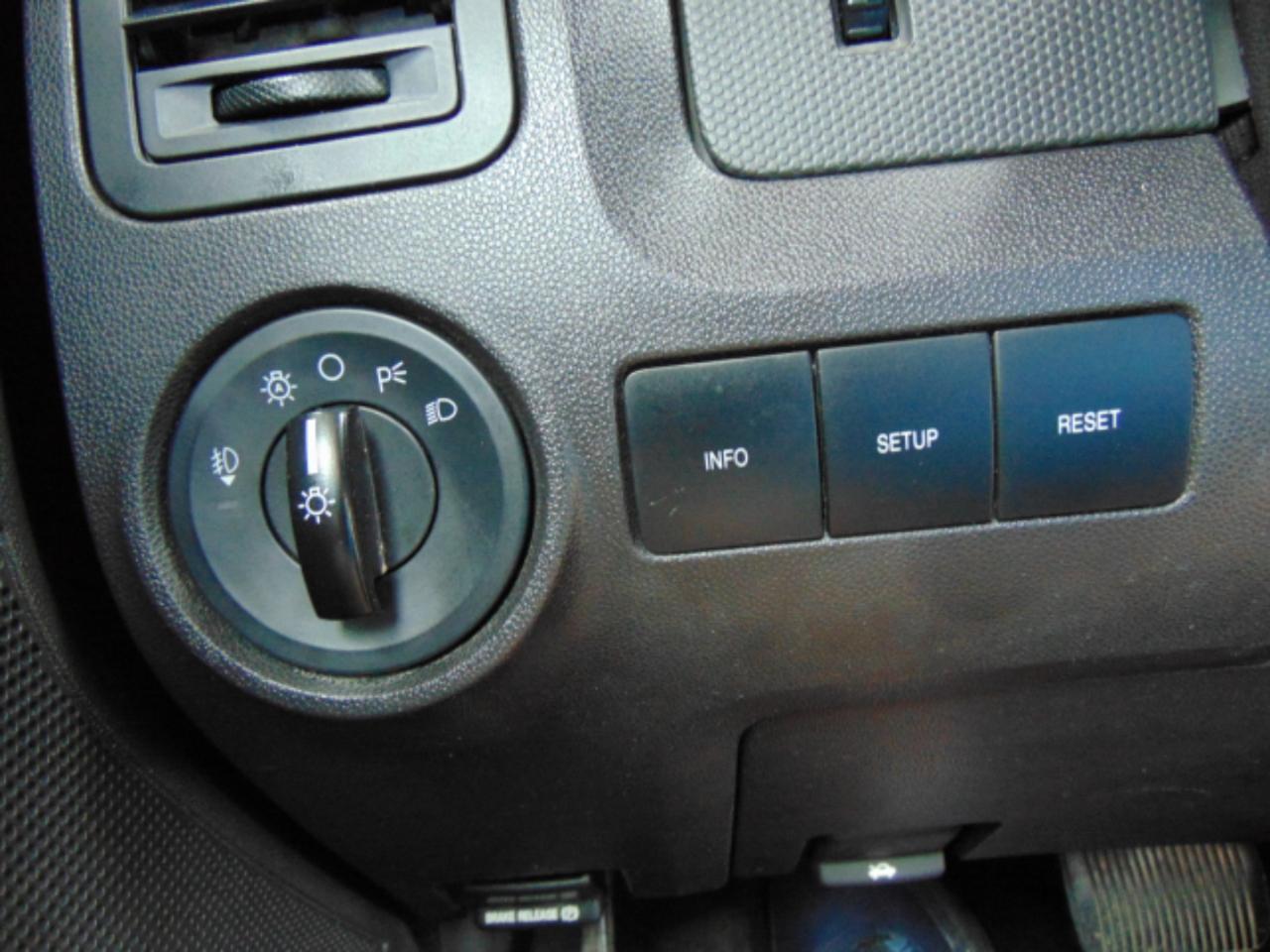 Ford Escape XLT 4WD 2010
