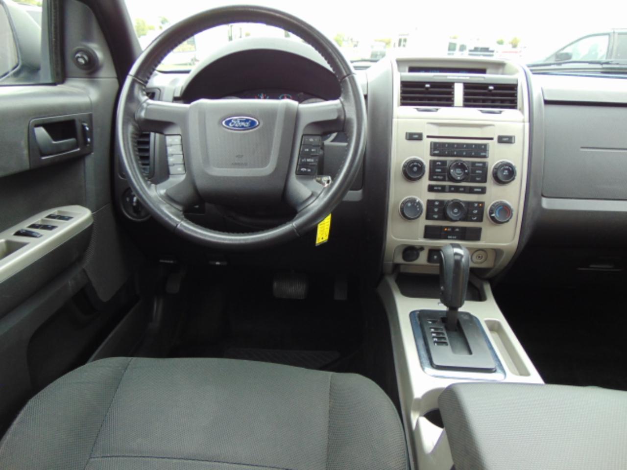 Ford Escape XLT 4WD 2010