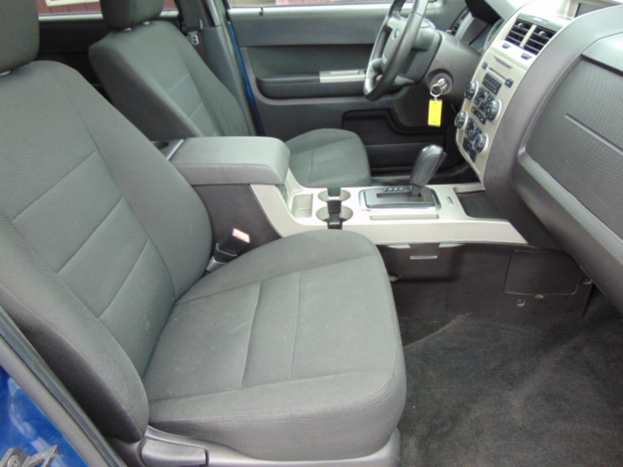 Ford Escape XLT 4WD 2010