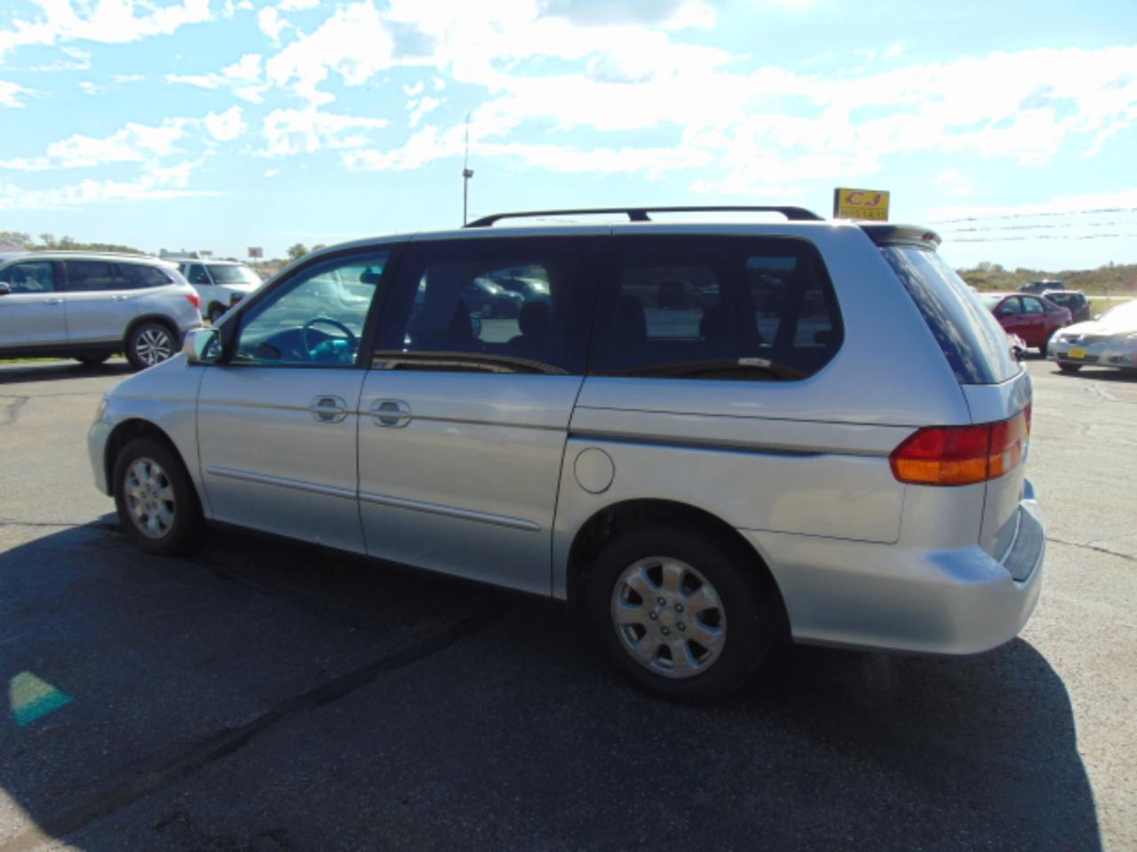 Honda Odyssey EX w/ Leather and DVD 2004