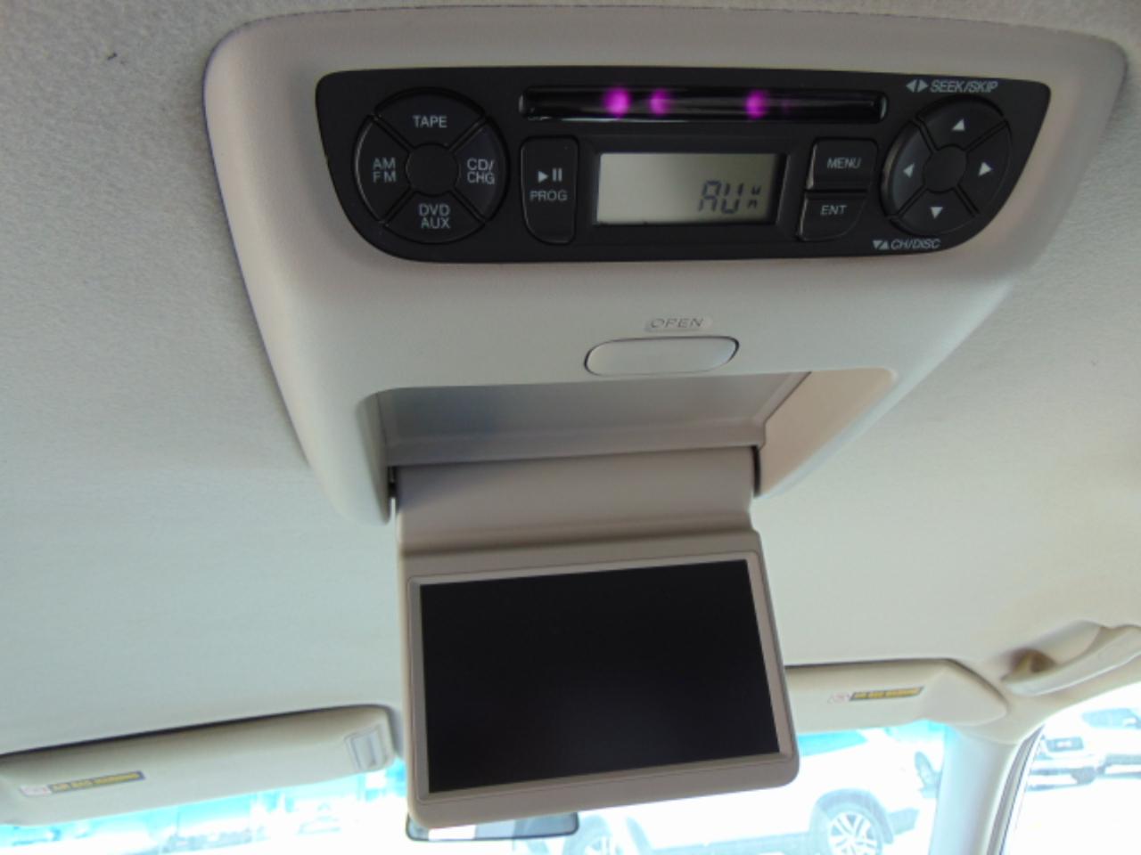 Honda Odyssey EX w/ Leather and DVD 2004