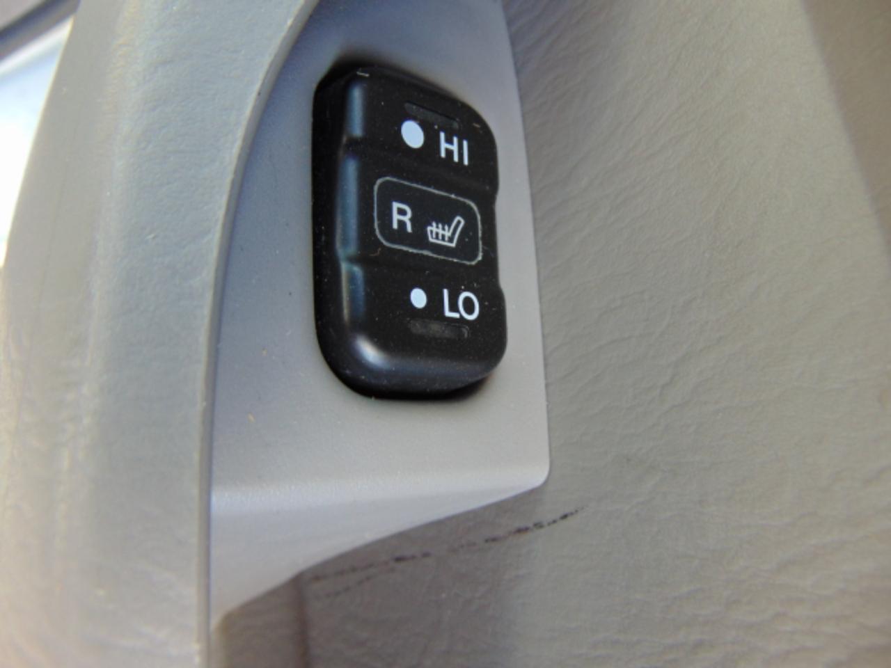 Honda Odyssey EX w/ Leather and DVD 2004