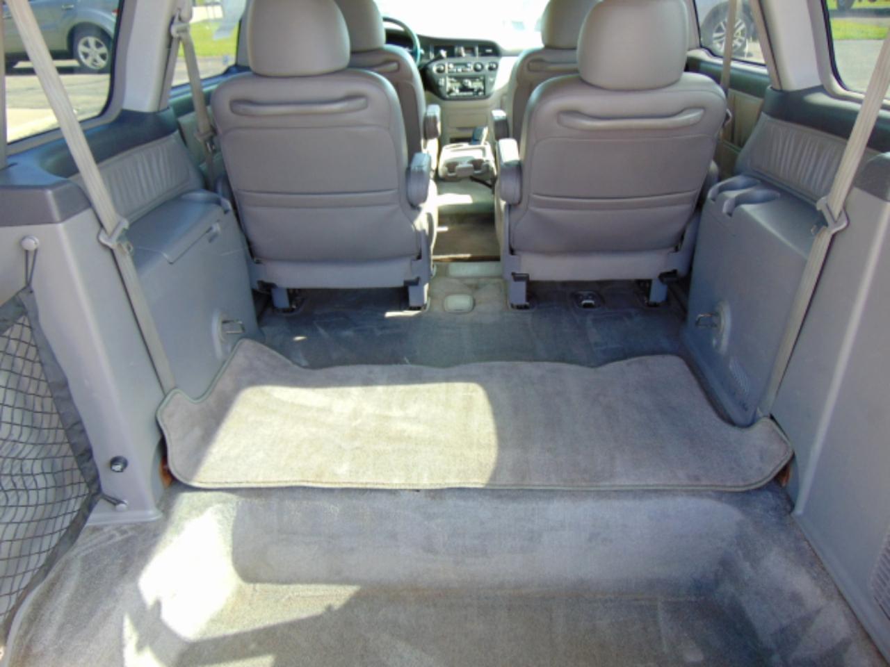 Honda Odyssey EX w/ Leather and DVD 2004