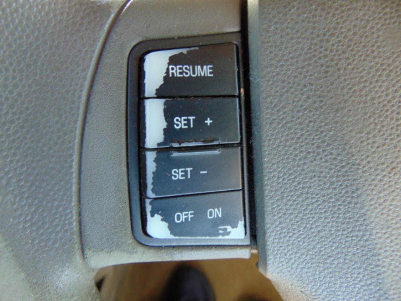 Ford Focus SE Sedan 2009