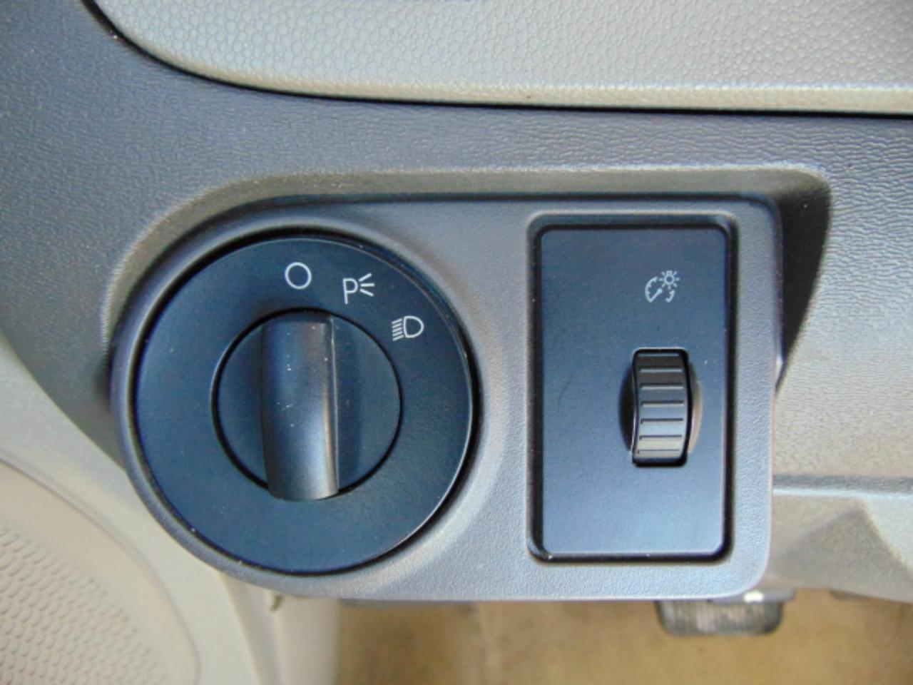 Ford Focus SE Sedan 2009