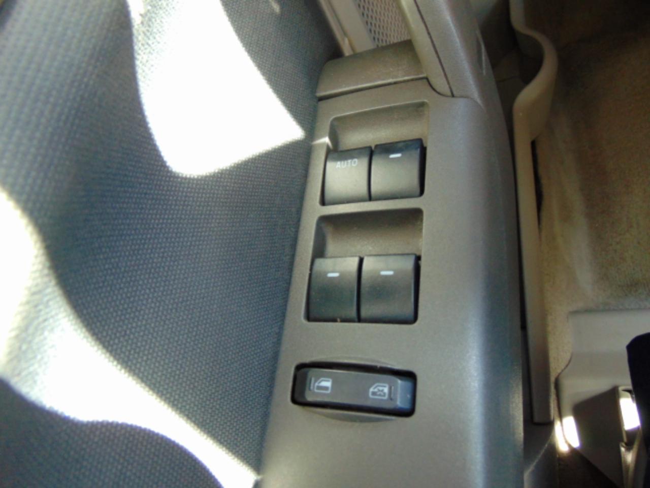 Ford Focus SE Sedan 2009