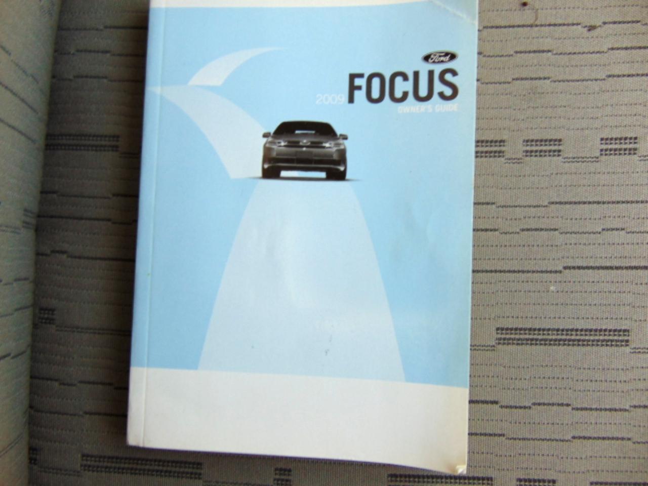 Ford Focus SE Sedan 2009