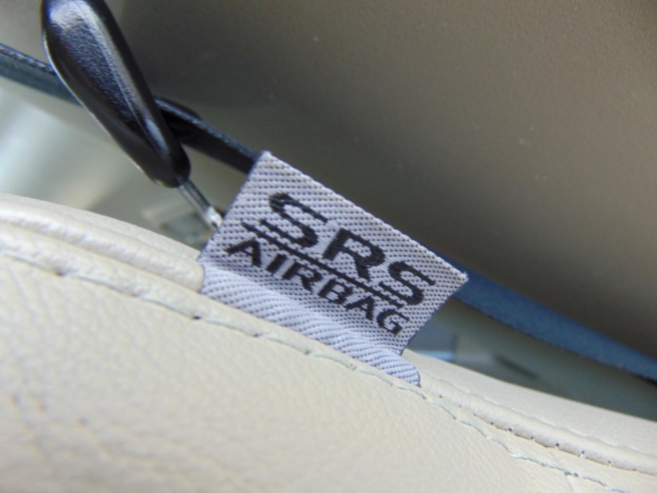 Mitsubishi Outlander SE 2WD 2011