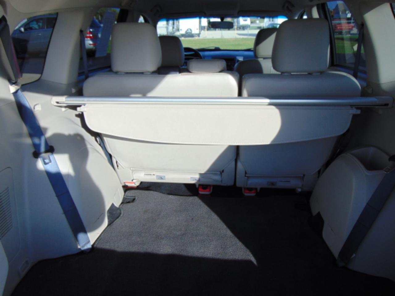 Mitsubishi Outlander SE 2WD 2011