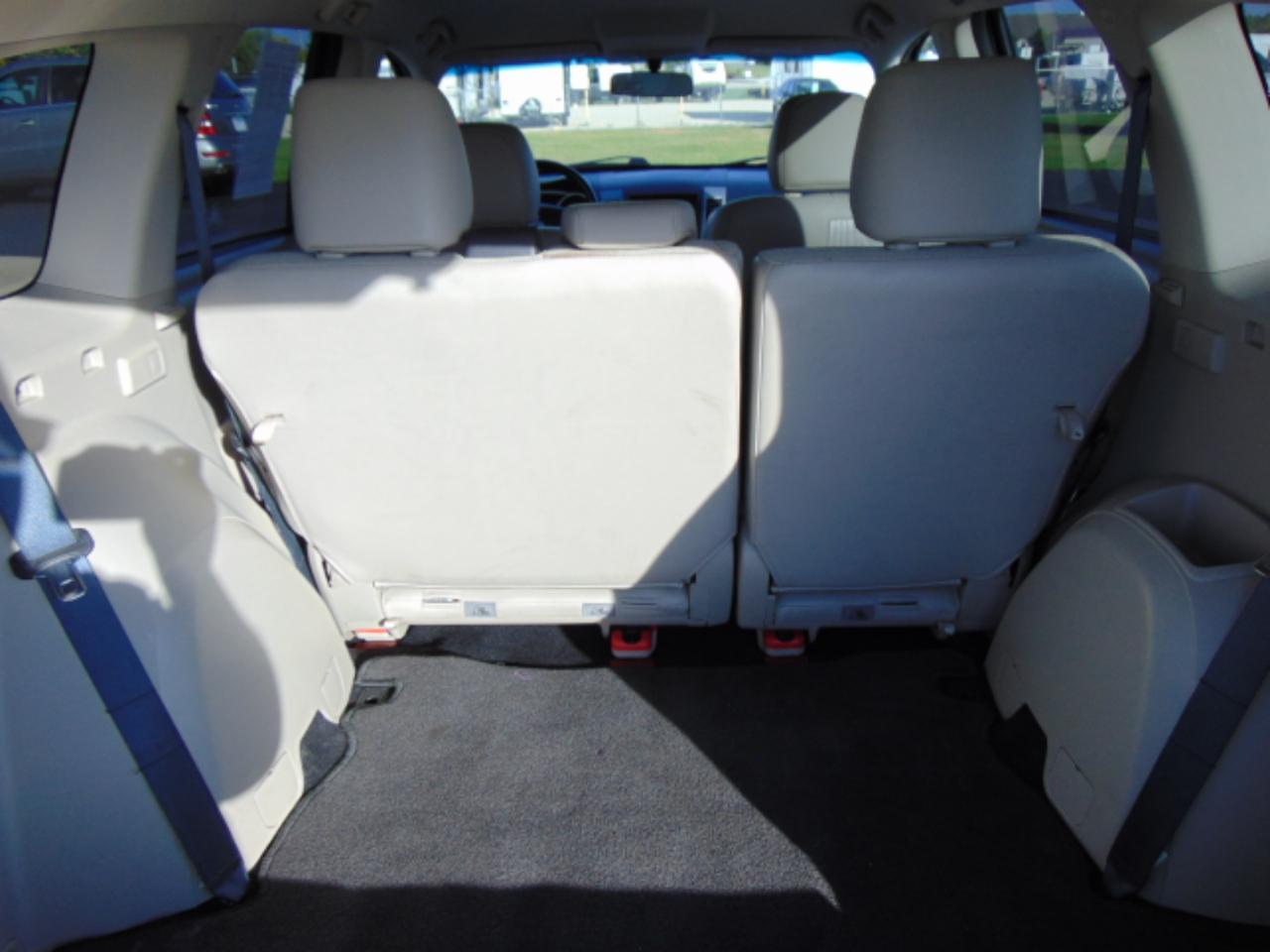 Mitsubishi Outlander SE 2WD 2011