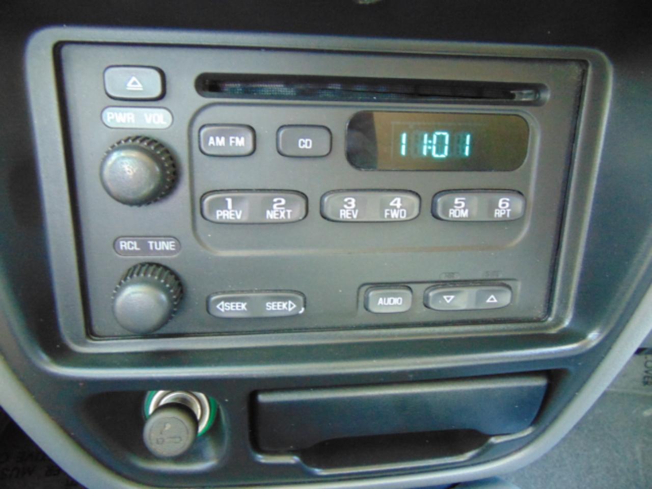 Chevrolet Tracker photo 8