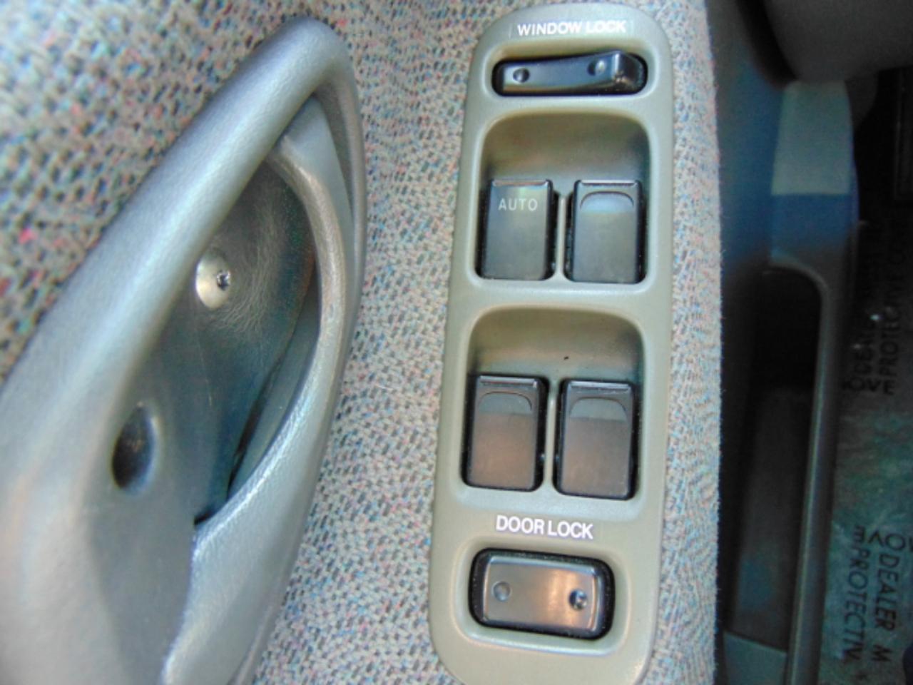 Chevrolet Tracker photo 14