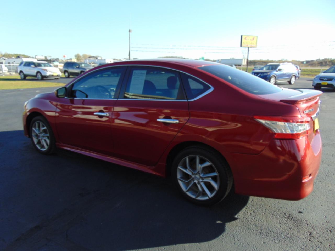Nissan Sentra SR 4D Sedan 2014