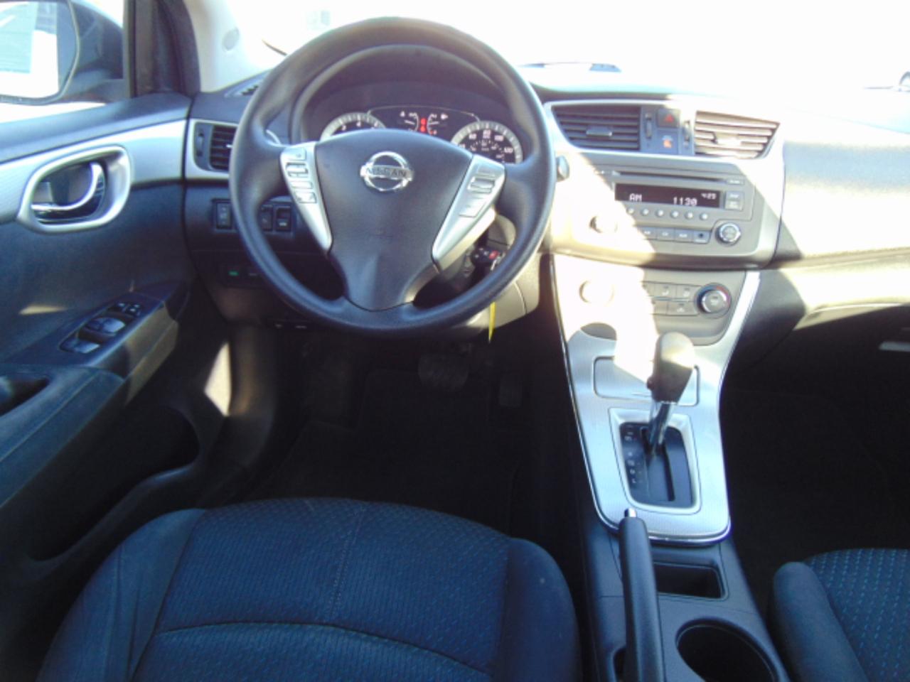 Nissan Sentra SR 4D Sedan 2014