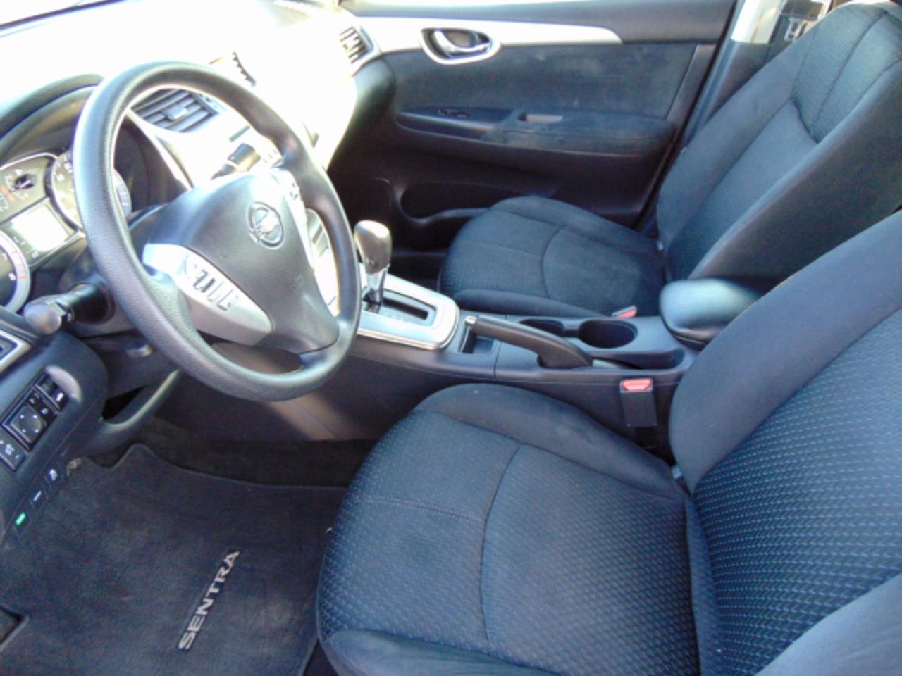 Nissan Sentra SR 4D Sedan 2014