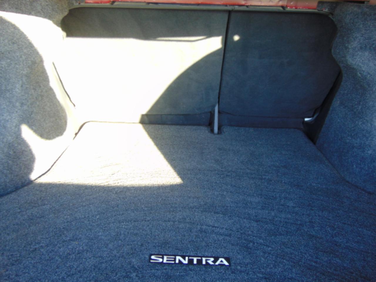Nissan Sentra SR 4D Sedan 2014