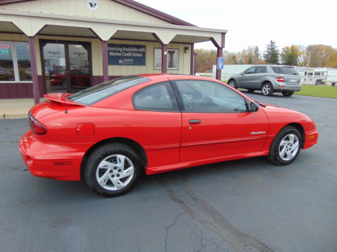 Pontiac Sunfire SE coupe 2000