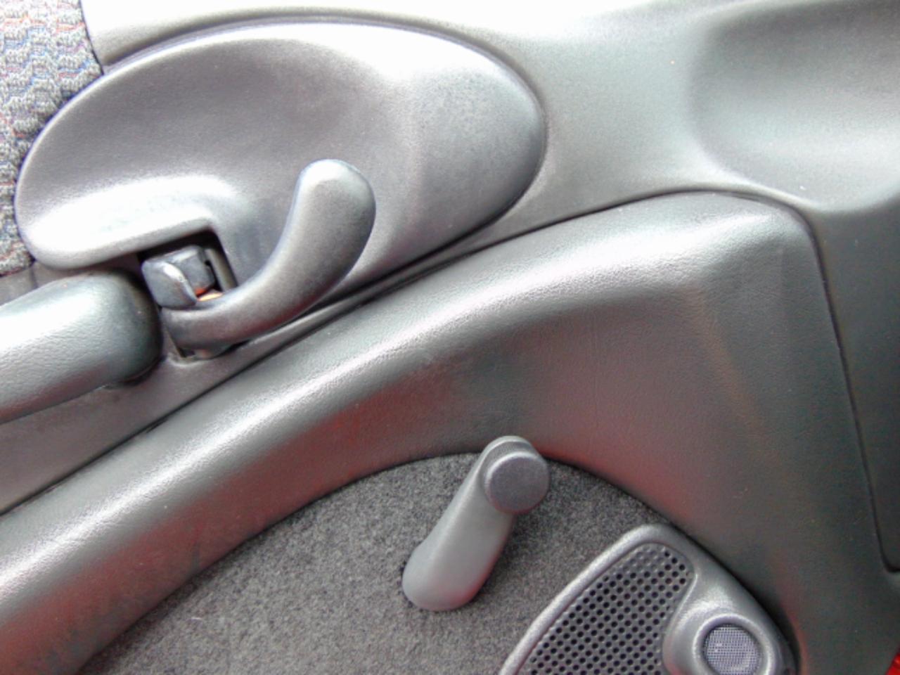 Pontiac Sunfire SE coupe 2000