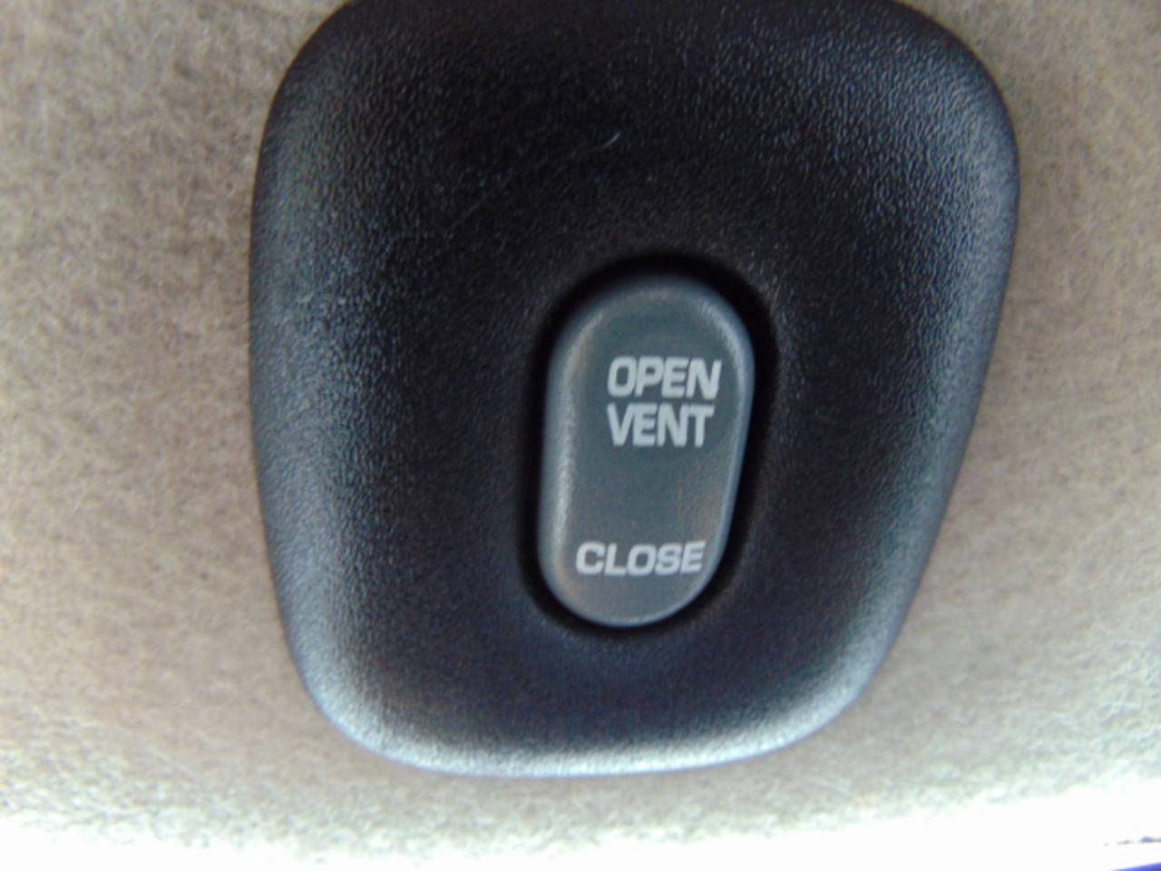 Pontiac Sunfire SE coupe 2000
