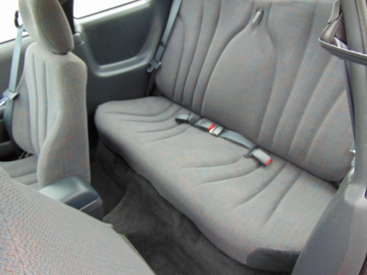 Pontiac Sunfire SE coupe 2000