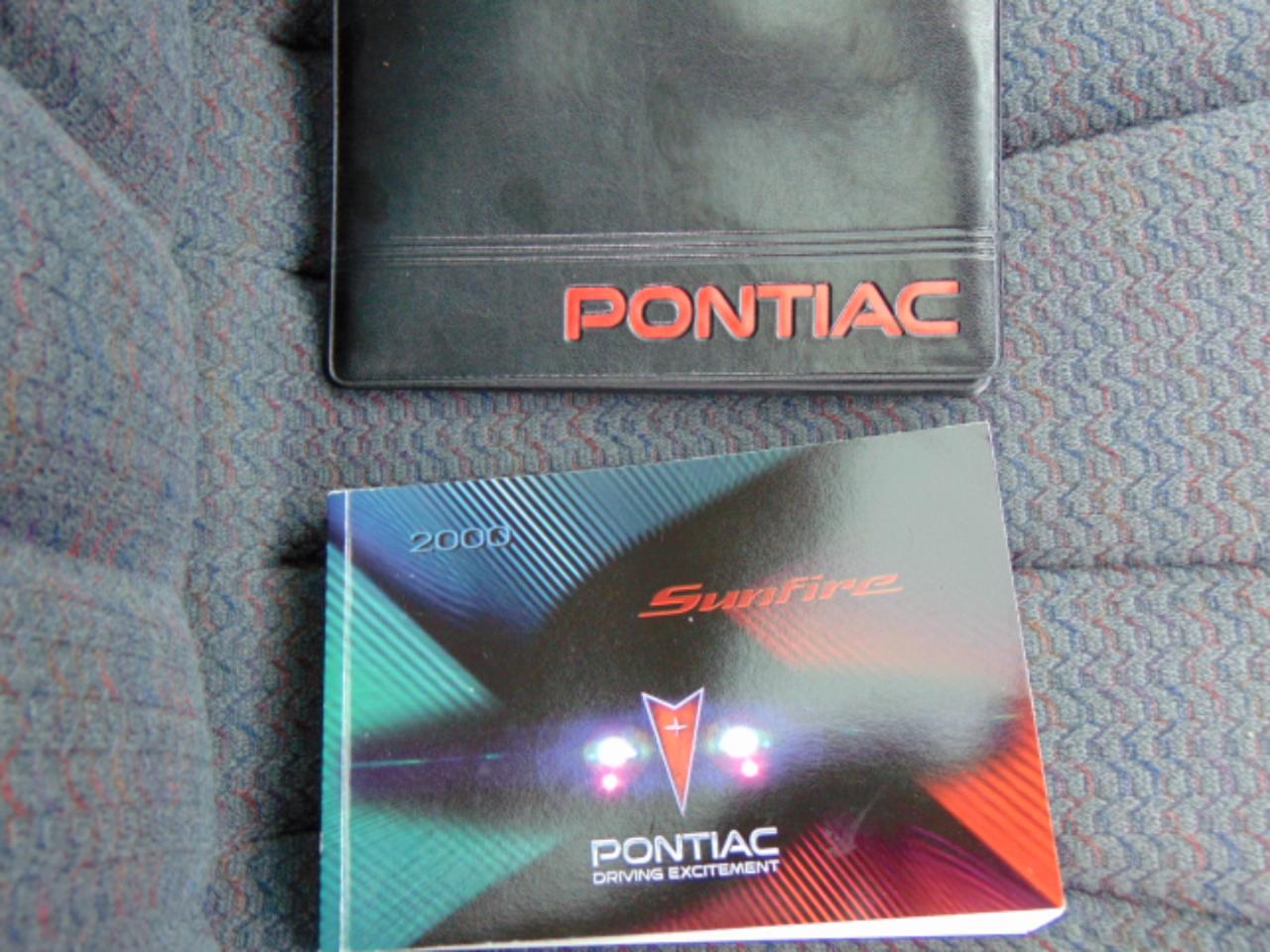 Pontiac Sunfire SE coupe 2000