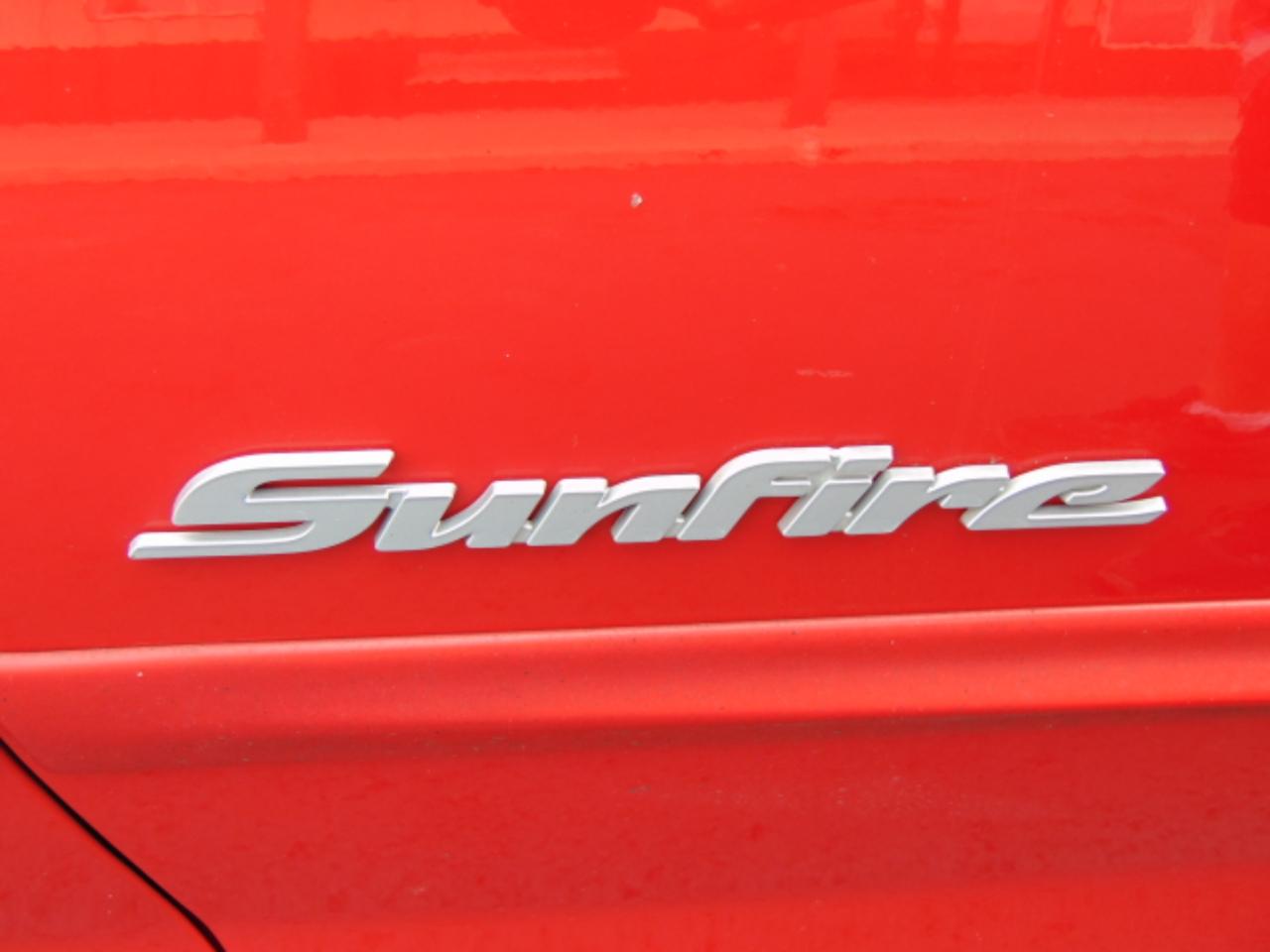 Pontiac Sunfire SE coupe 2000