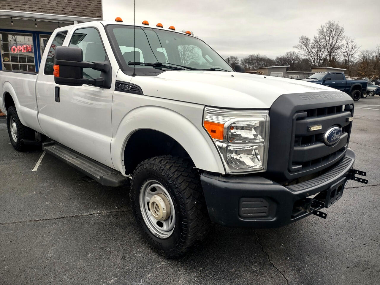 2015 Ford 3/4 Ton Trucks 