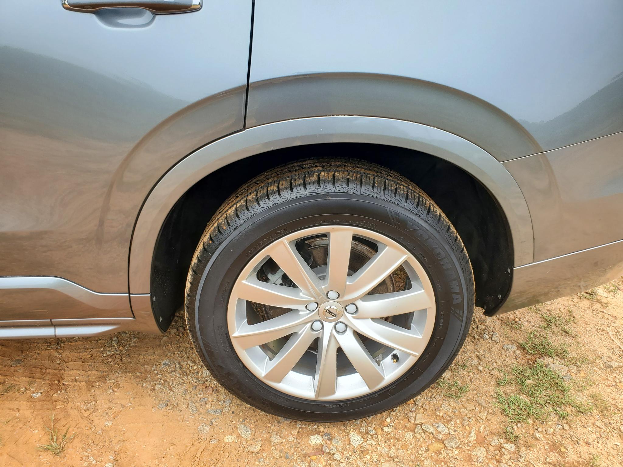 Volvo XC90 T6 AWD 7-Passenger Momentum 2018