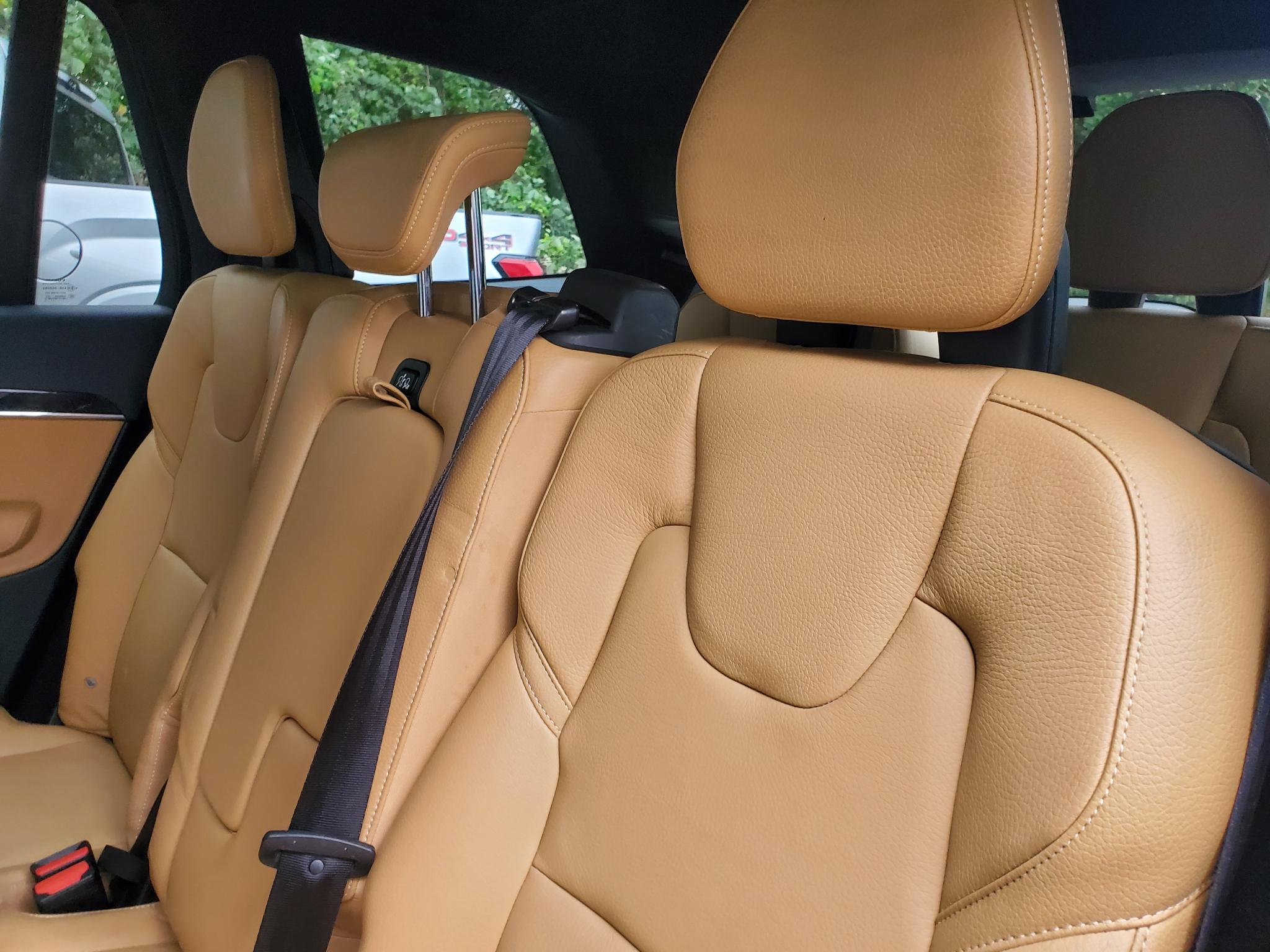 Volvo XC90 T6 AWD 7-Passenger Momentum 2018