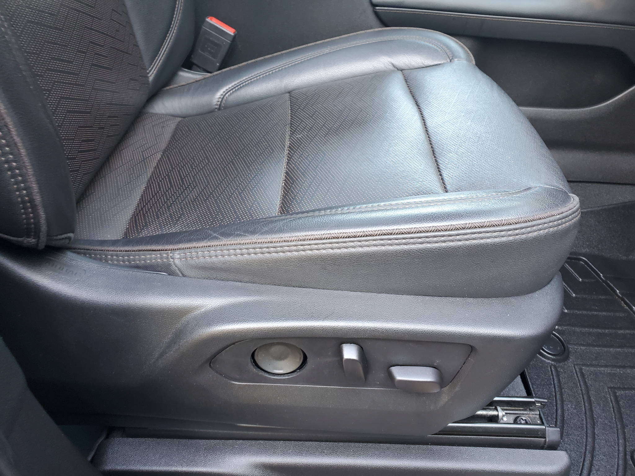 Chevrolet Tahoe  2021