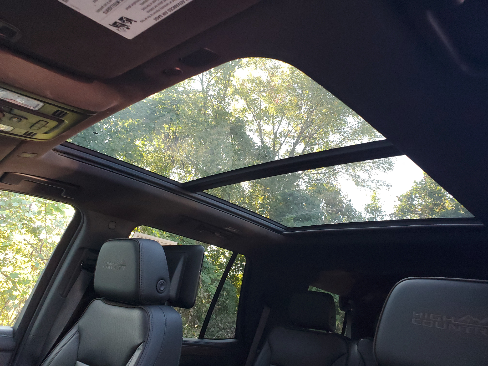 Chevrolet Tahoe  2021