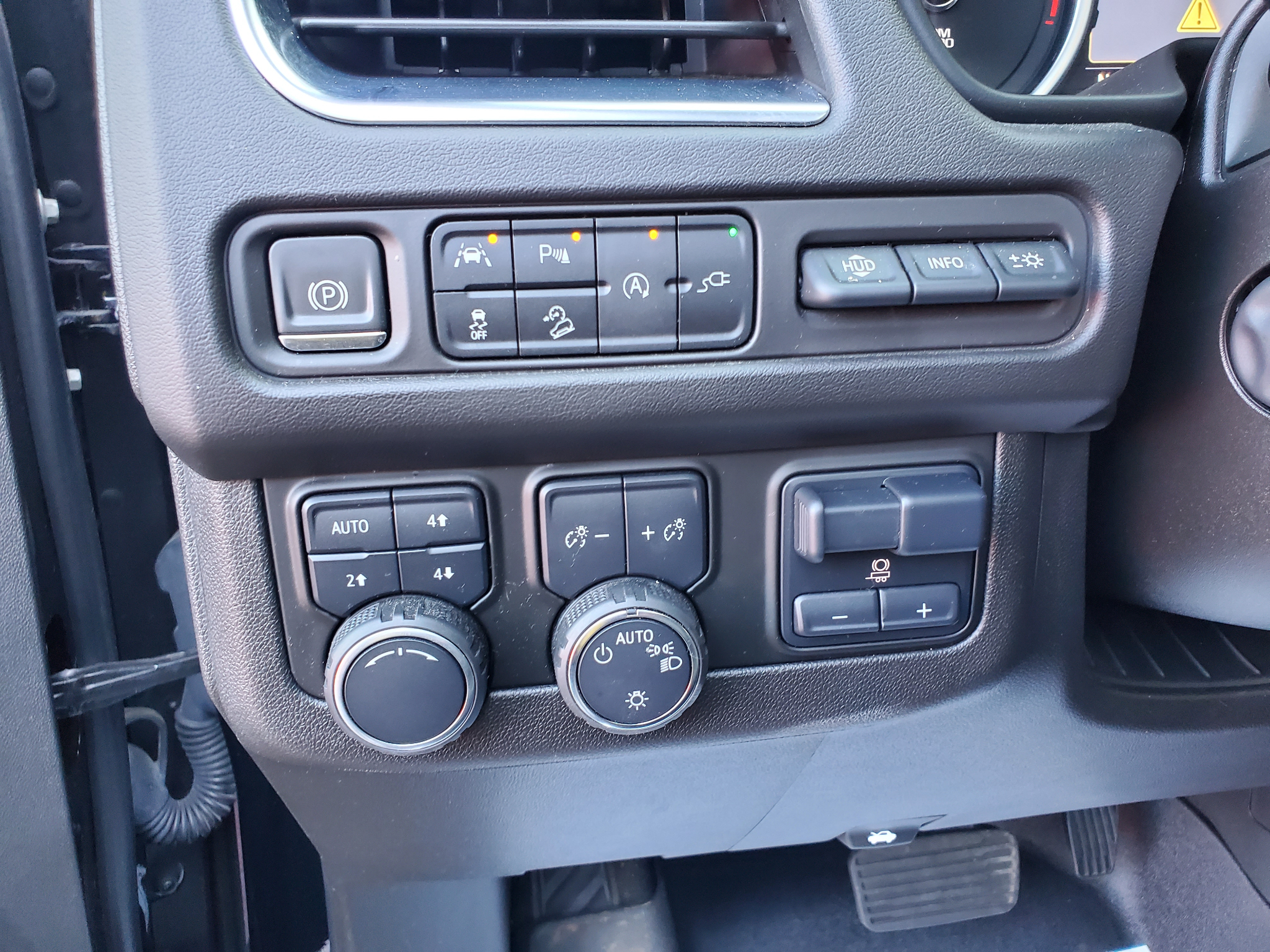 Chevrolet Tahoe  2021