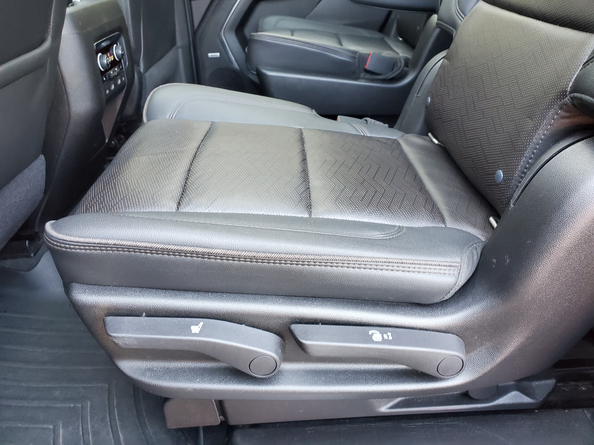 Chevrolet Tahoe  2021