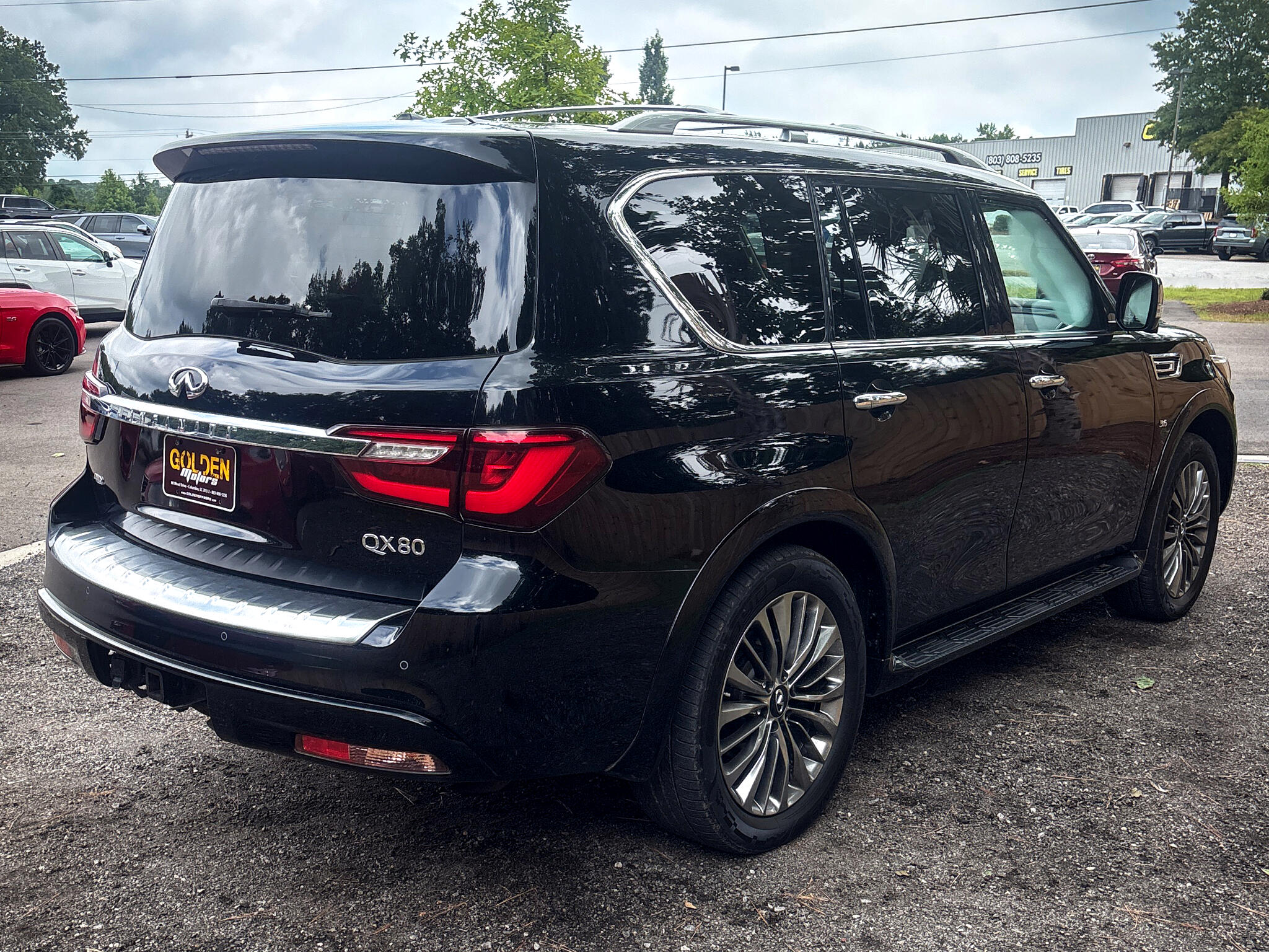 2020 Infiniti QX80 Luxe photo 14