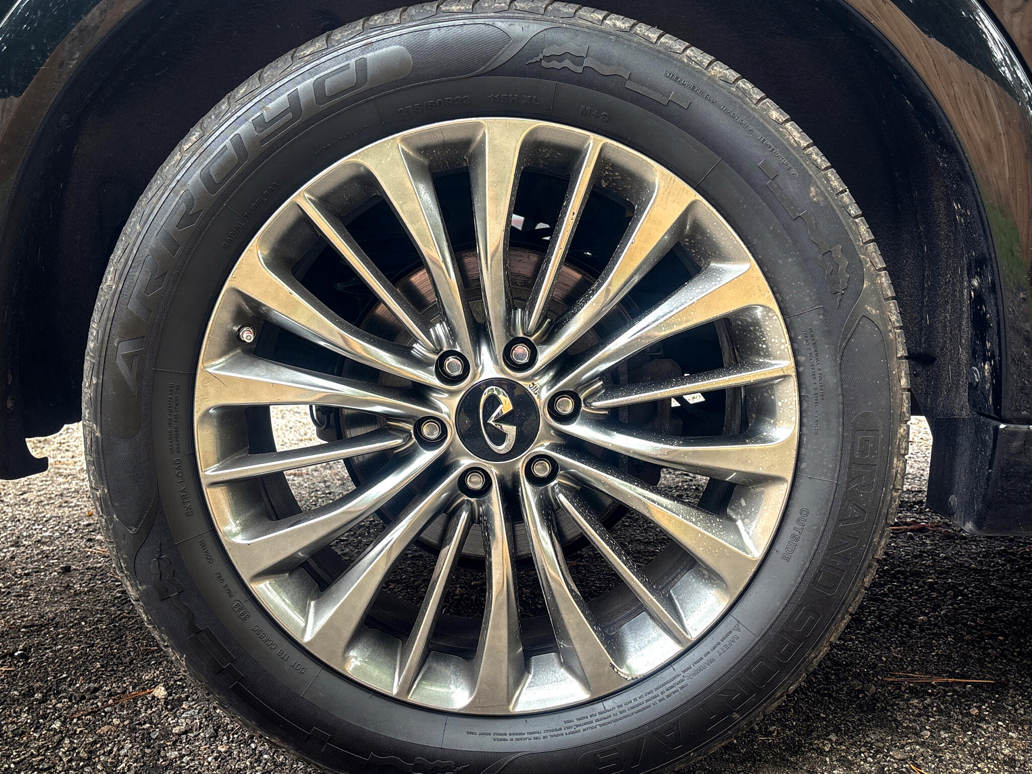2020 Infiniti QX80 Luxe photo 15