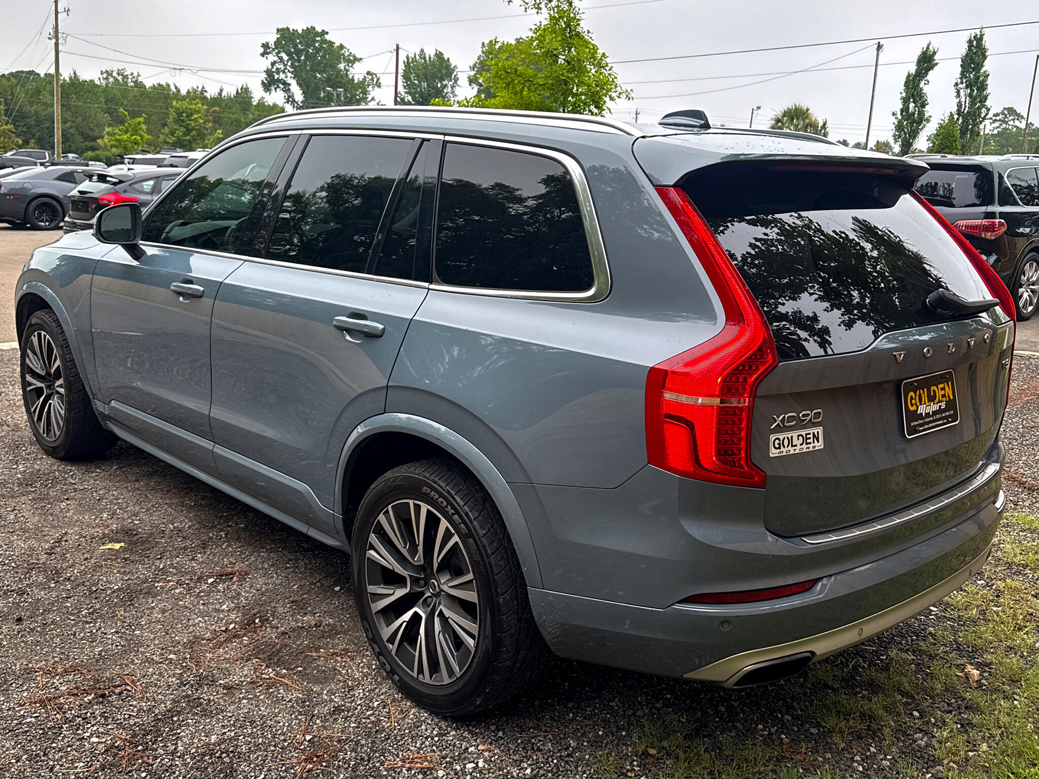 2020 Volvo XC90 T5 Momentum photo 8