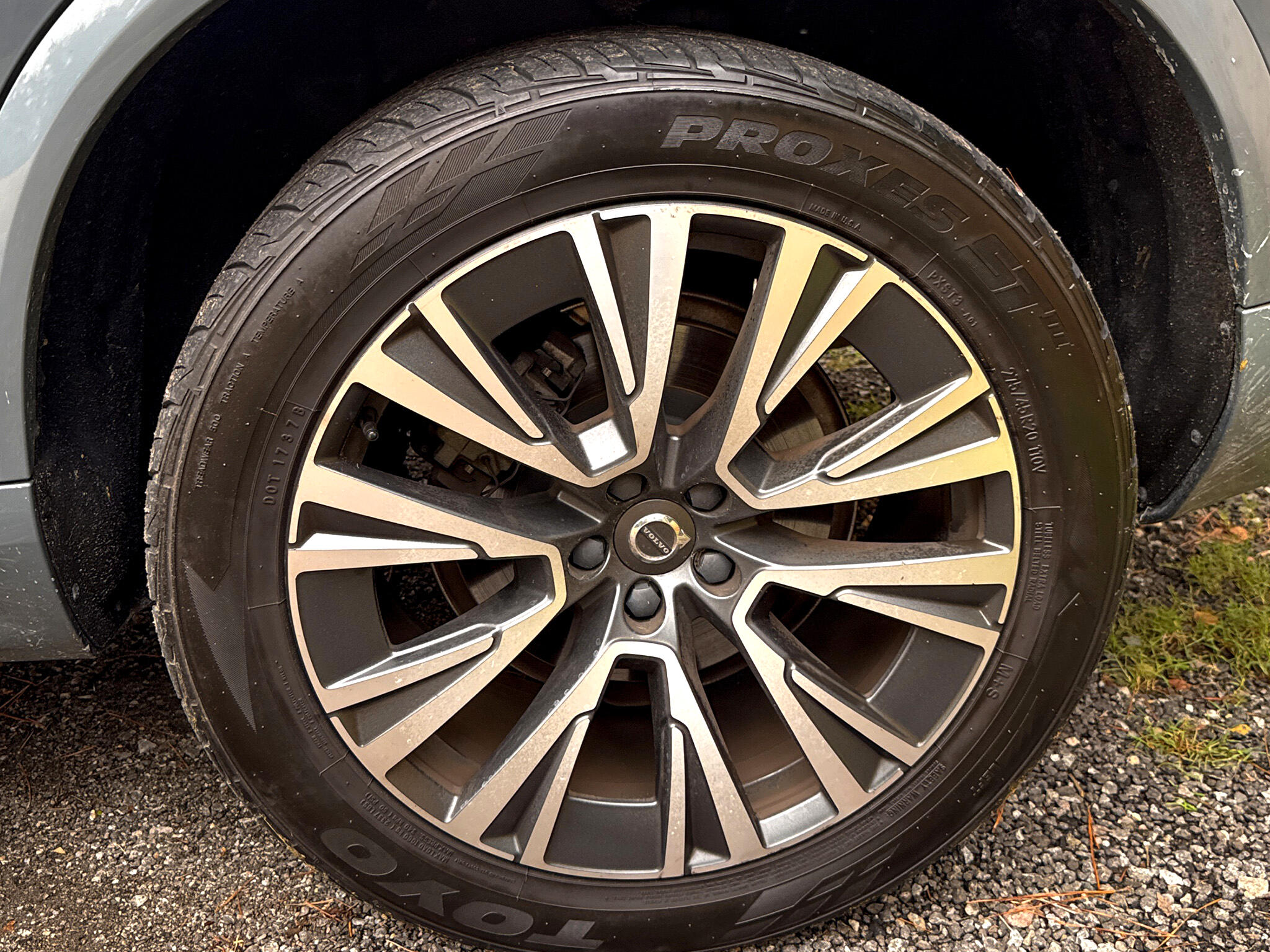 2020 Volvo XC90 T5 Momentum photo 6