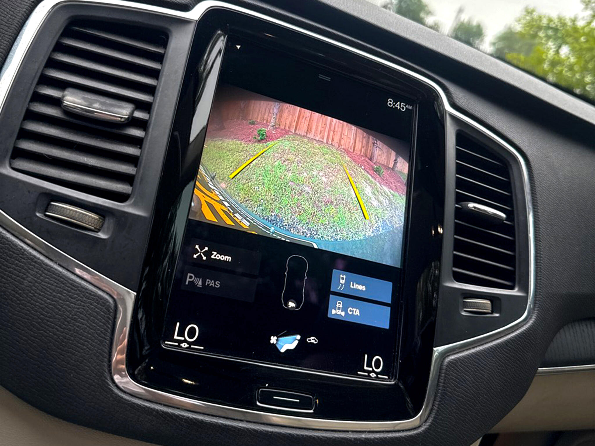 2020 Volvo XC90 T5 Momentum photo 29