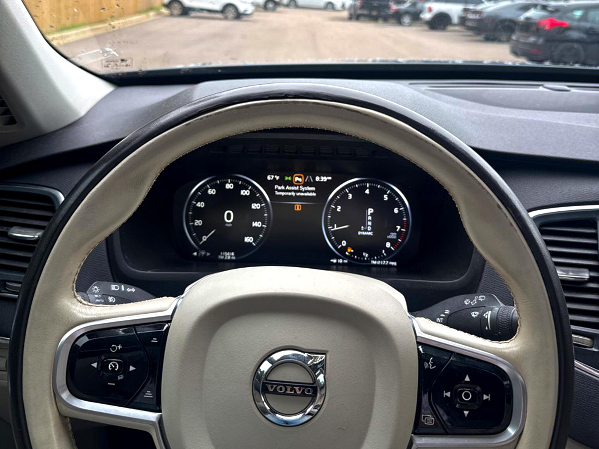 2020 Volvo XC90 T5 Momentum photo 26