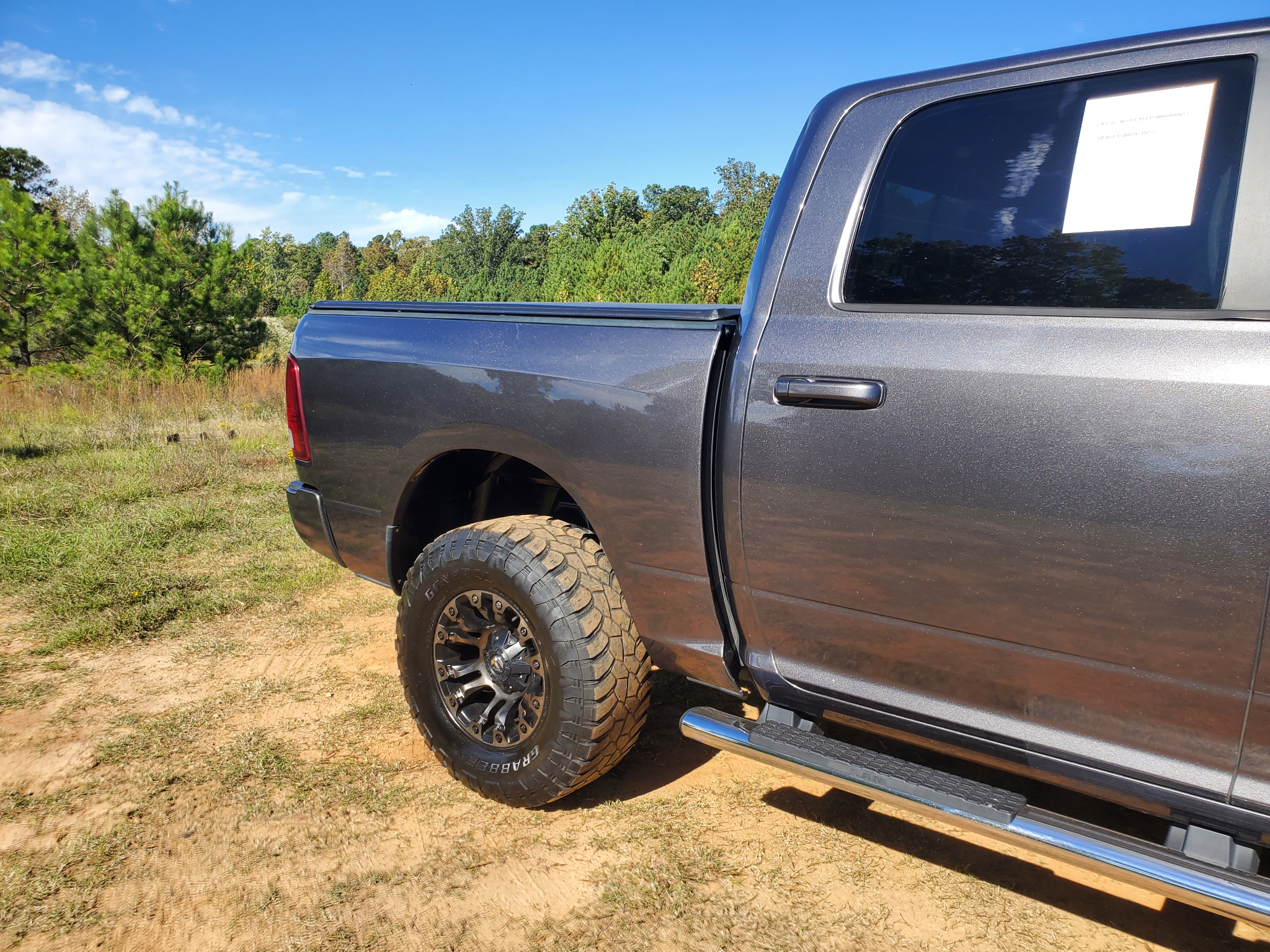 RAM 1500 4WD Crew Cab 140.5" Sport 2016