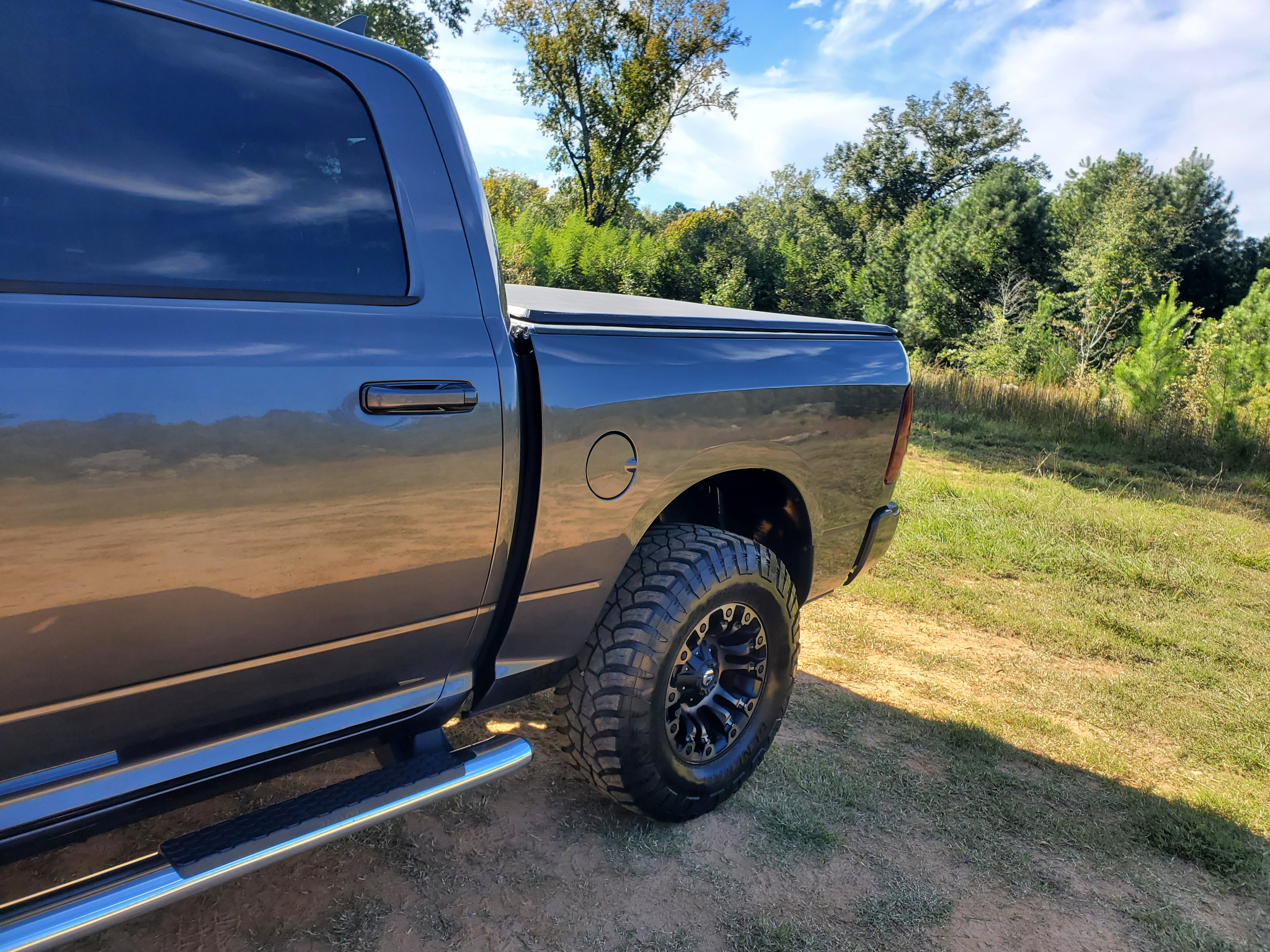 RAM 1500 4WD Crew Cab 140.5" Sport 2016