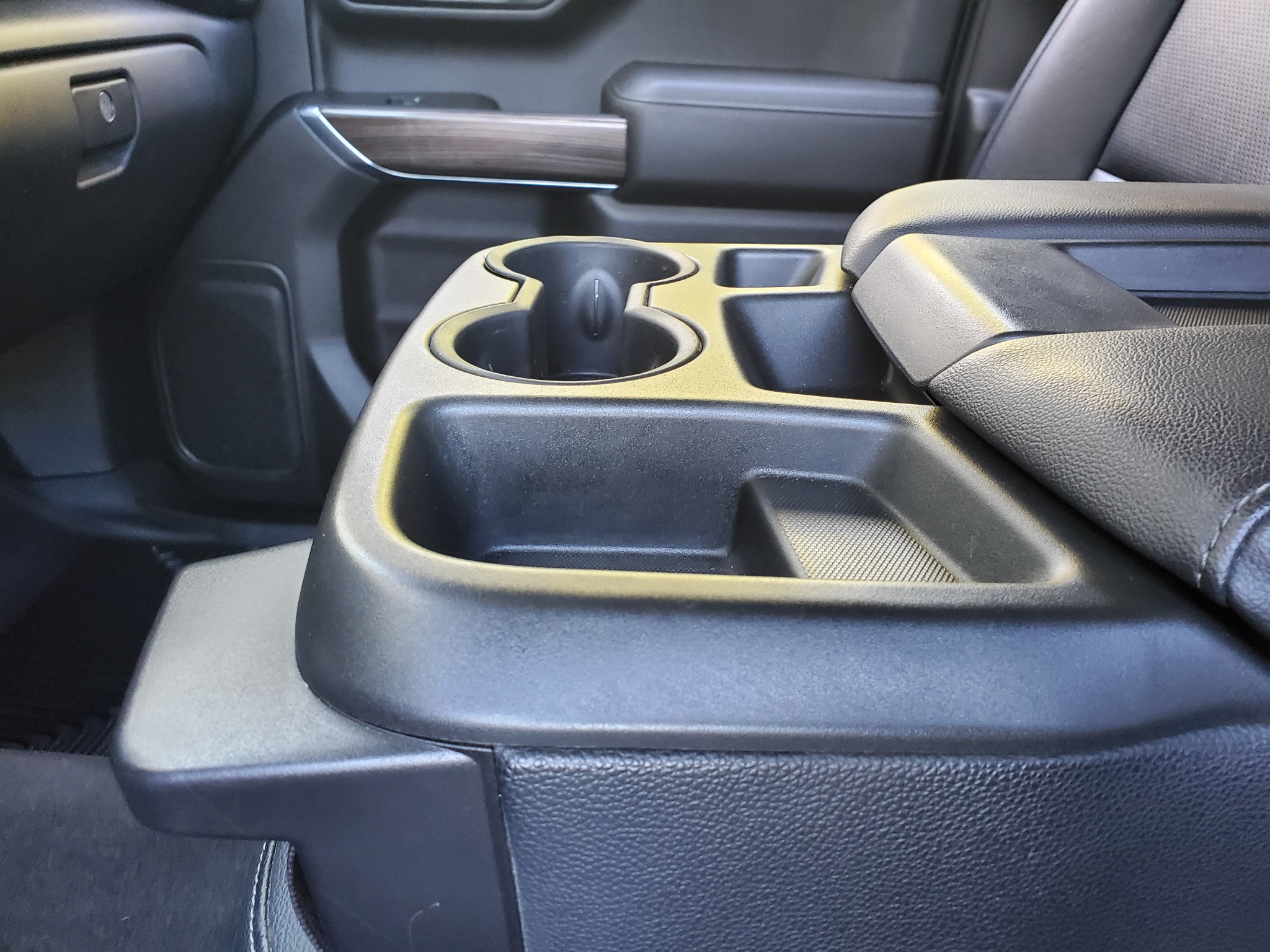 Chevrolet Silverado 1500 4WD Crew Cab 147" LT 2020