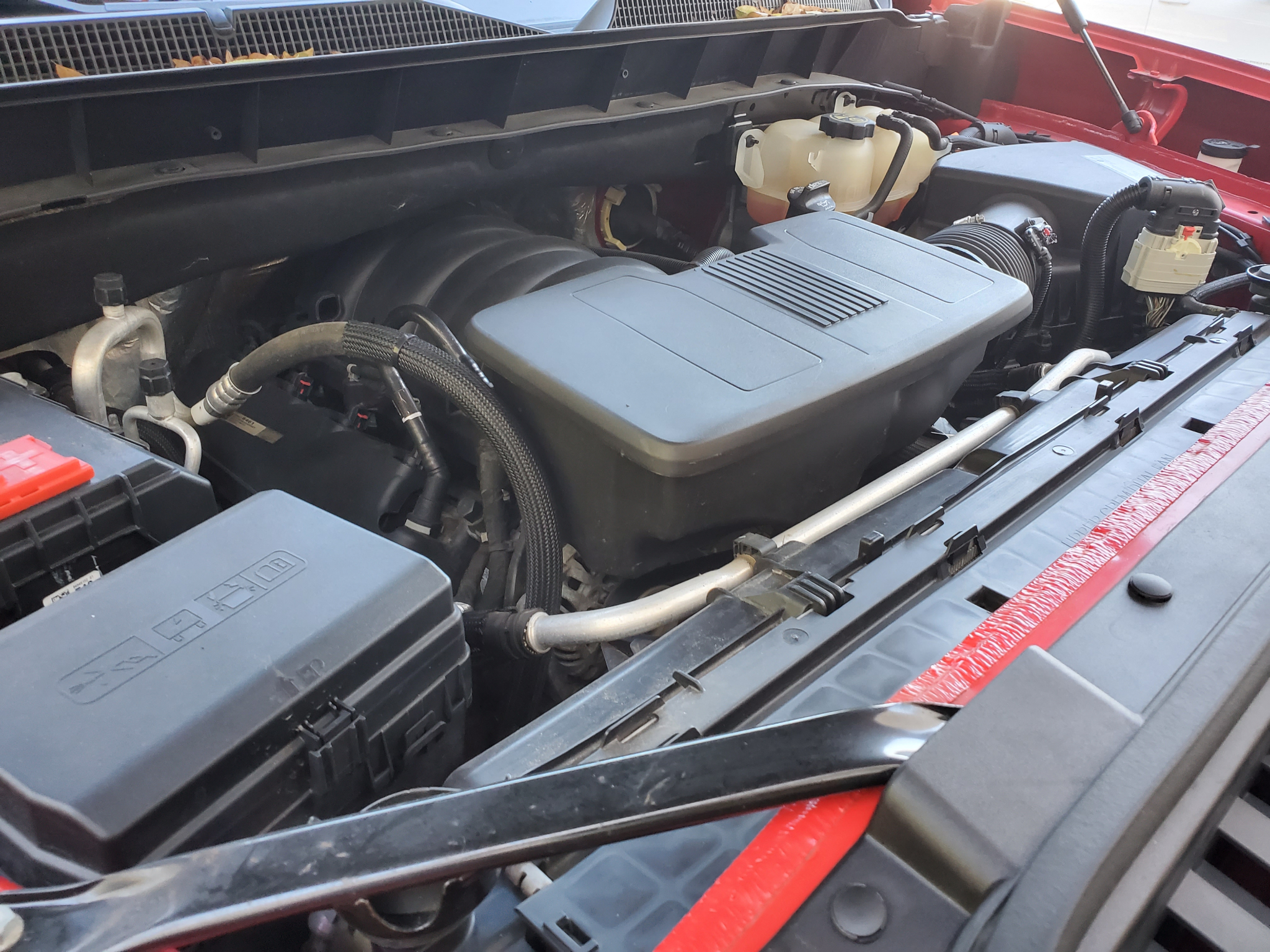 Chevrolet Silverado 1500 4WD Crew Cab 147" LT 2020