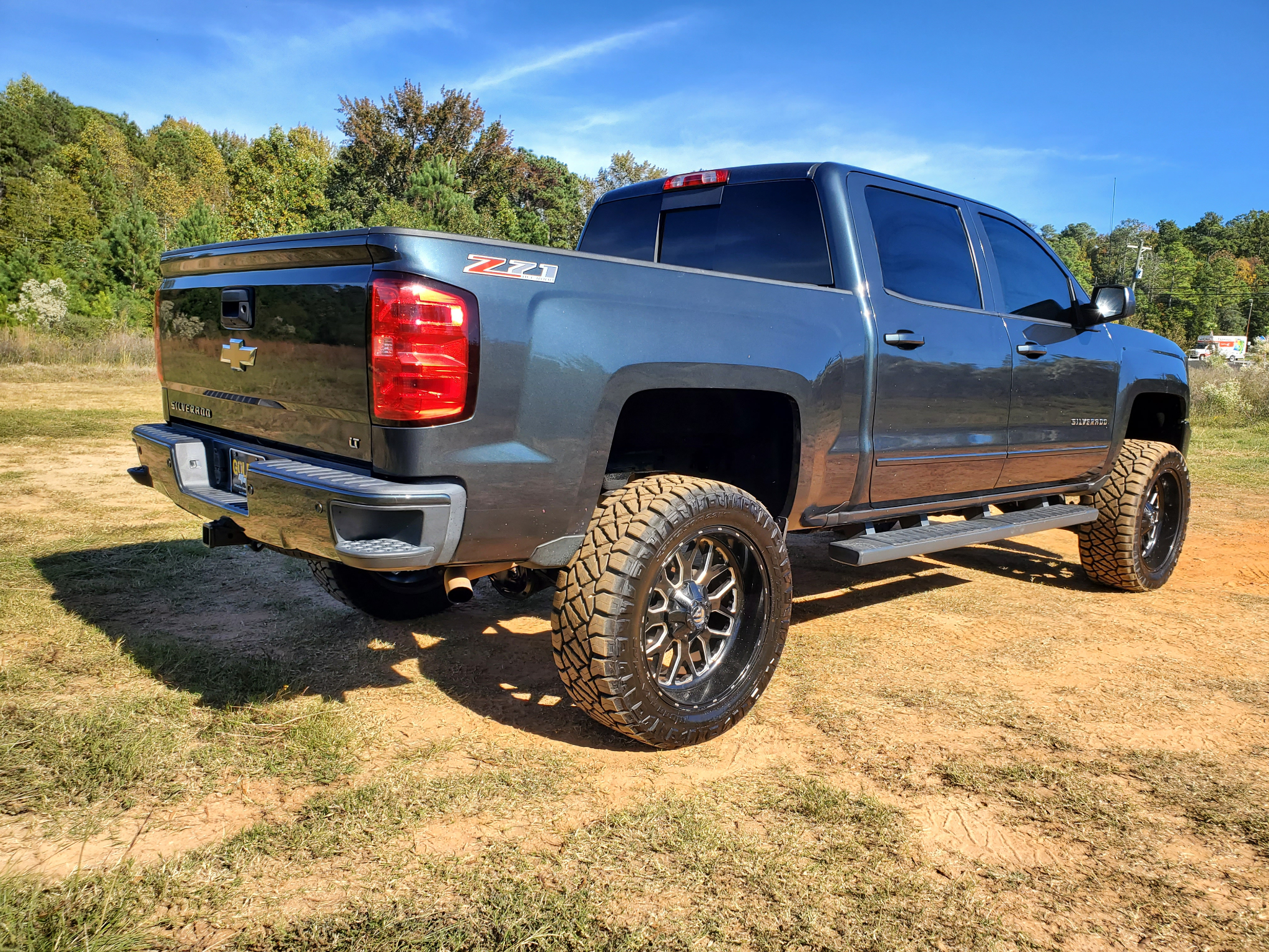 Chevrolet Silverado 1500 4WD Crew Cab 143.5" LT w/2LT 2017