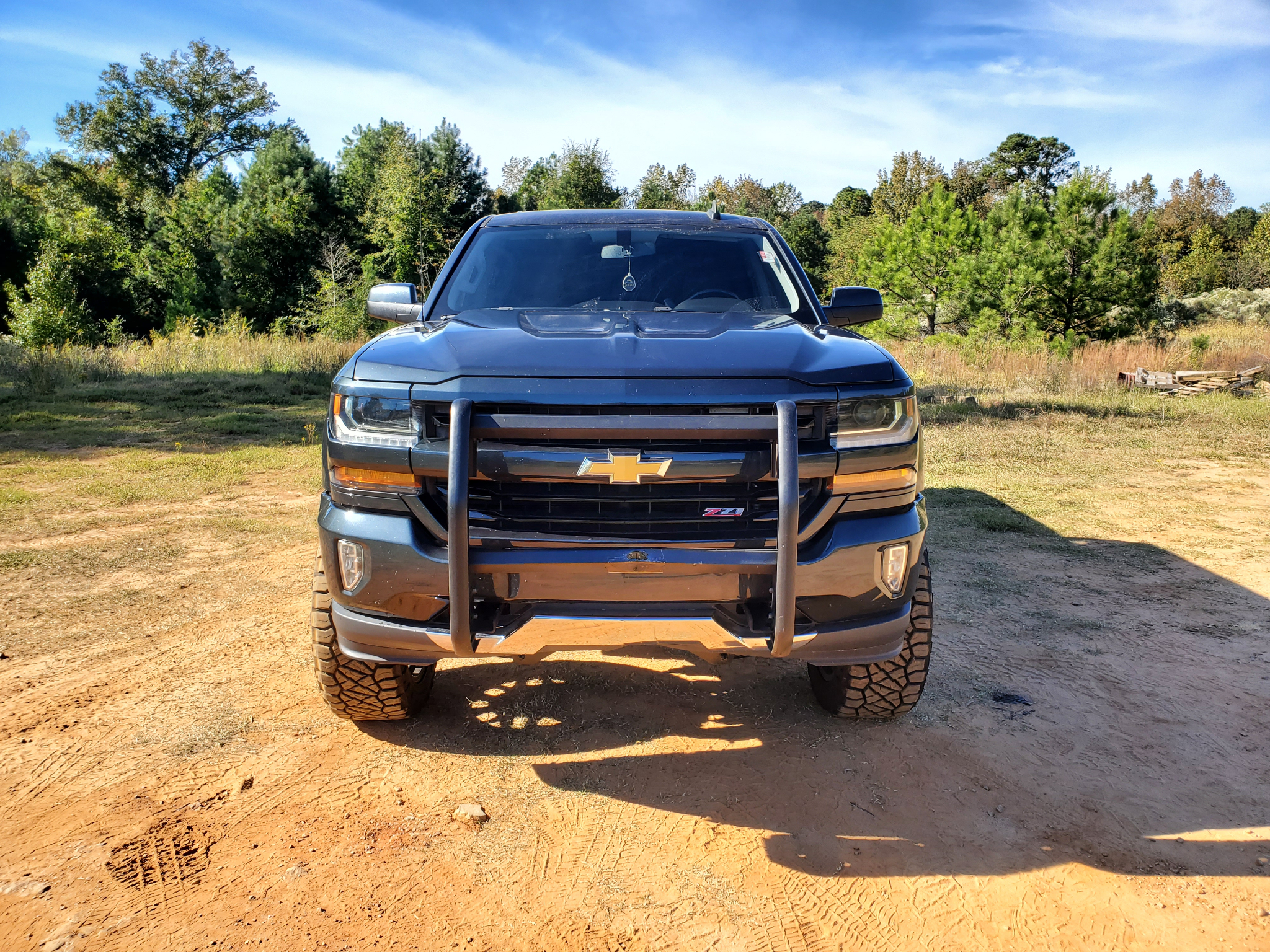 Chevrolet Silverado 1500 4WD Crew Cab 143.5" LT w/2LT 2017