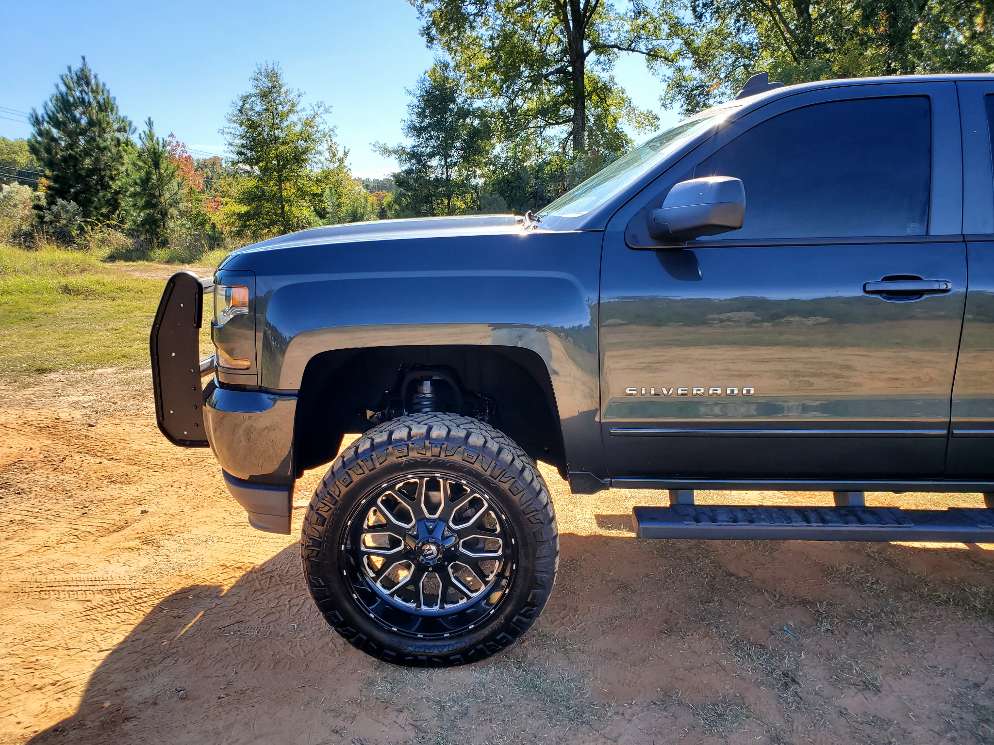 Chevrolet Silverado 1500 4WD Crew Cab 143.5" LT w/2LT 2017