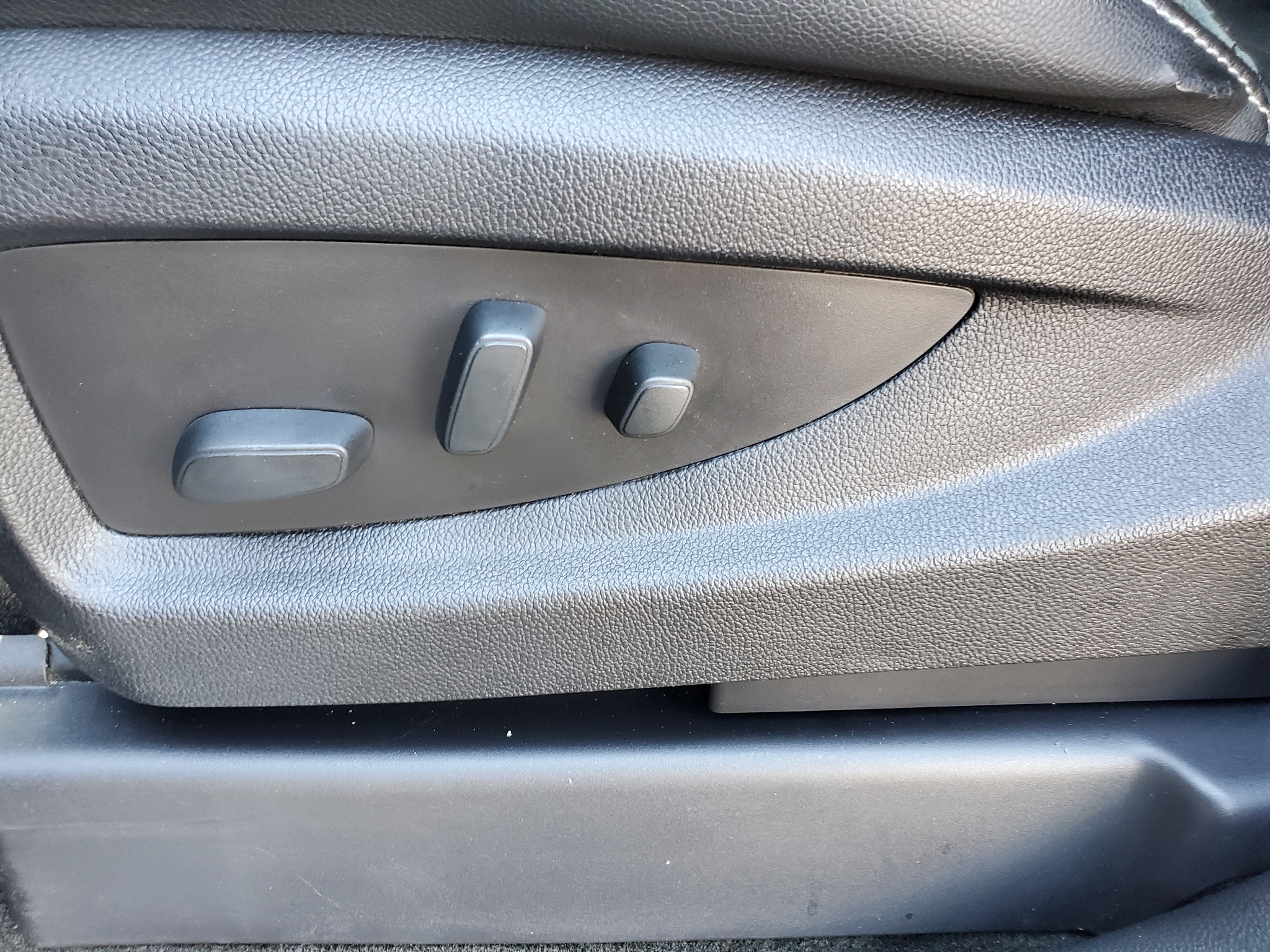 Chevrolet Silverado 1500 4WD Crew Cab 143.5" LT w/2LT 2017