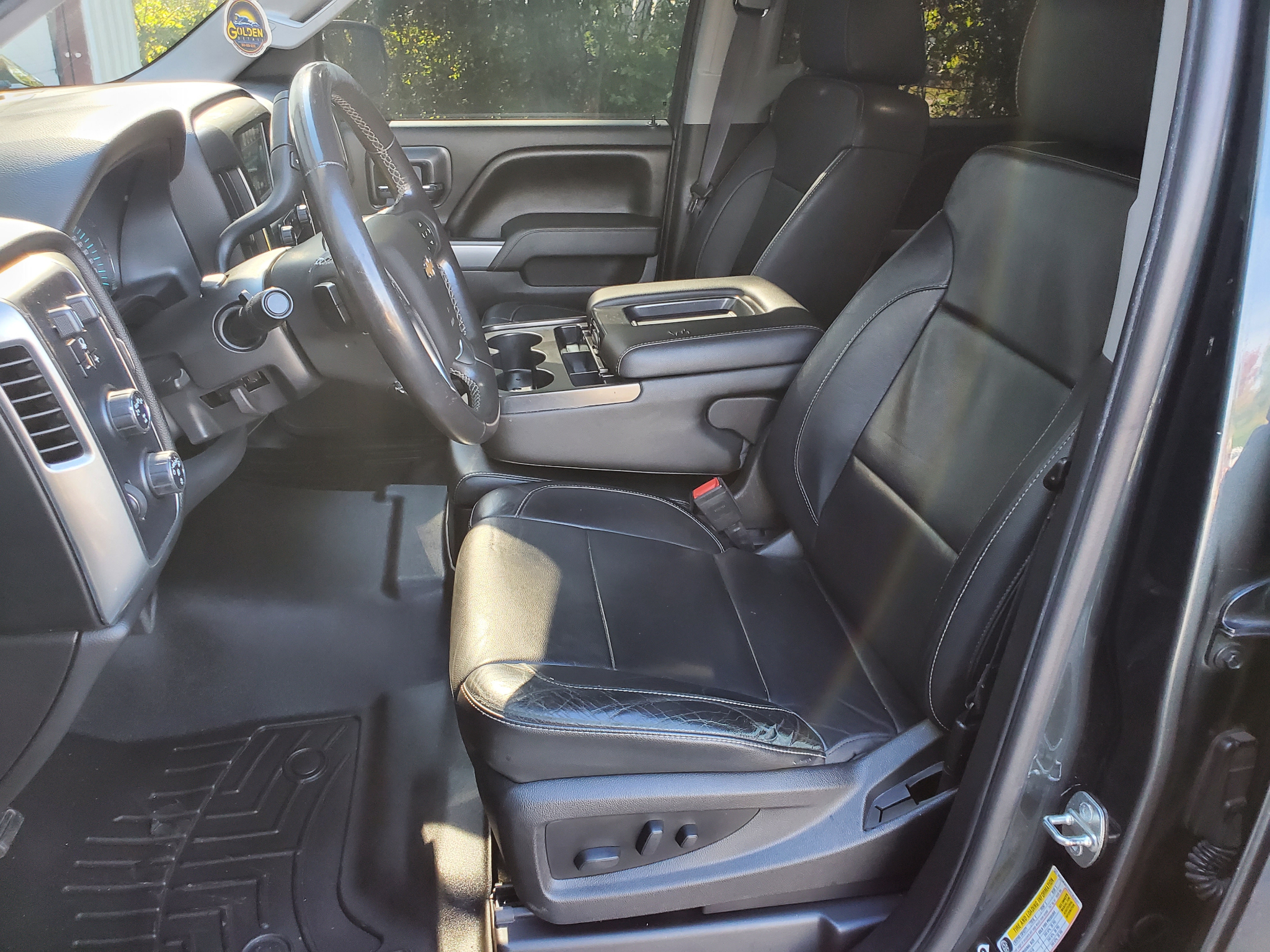 Chevrolet Silverado 1500 4WD Crew Cab 143.5" LT w/2LT 2017