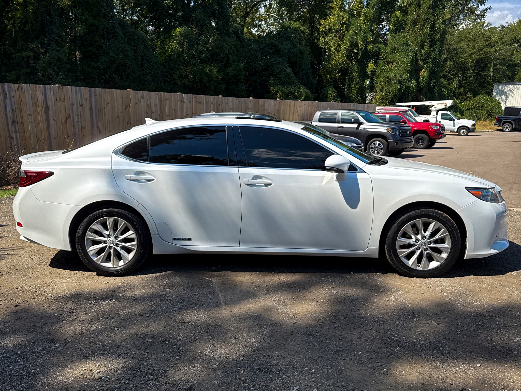 Lexus ES 300h 4dr Sdn Hybrid 2013