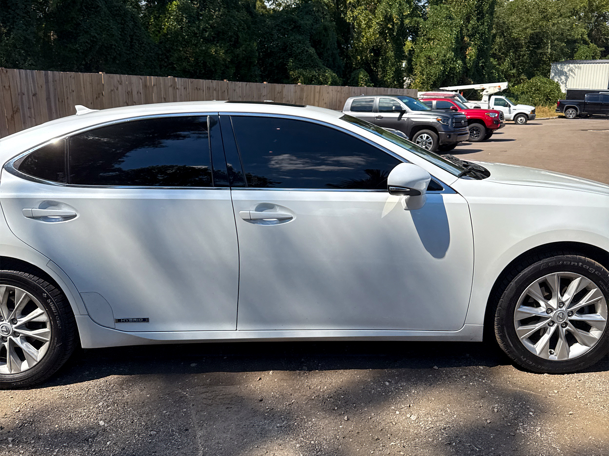 Lexus ES 300h 4dr Sdn Hybrid 2013